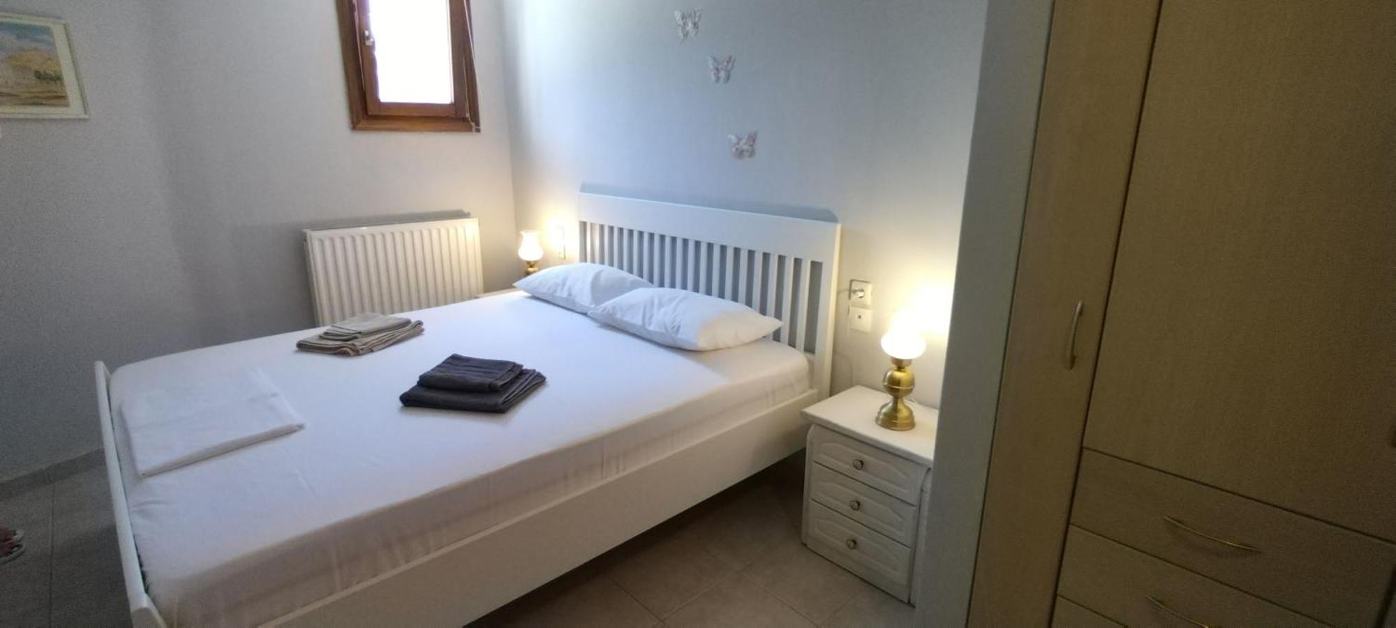 Christie'S Ground Floor Apartment By The Sea Като Гатзея Екстериор снимка